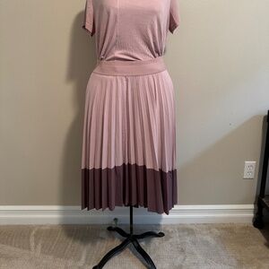 Athleta Pleat Colorblock Pink & Mauve Skirt, Size Large